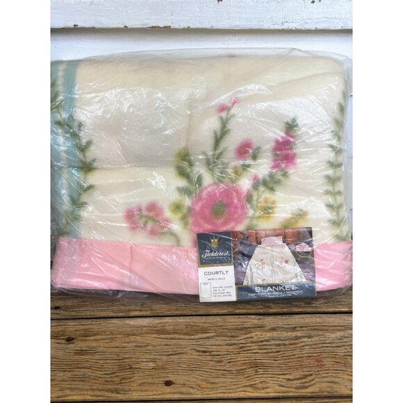Fieldcrest Other - Vintage 1950s FieldCrest Blanket NOS Shabby Roses Vines 72x90" Rayon Blend